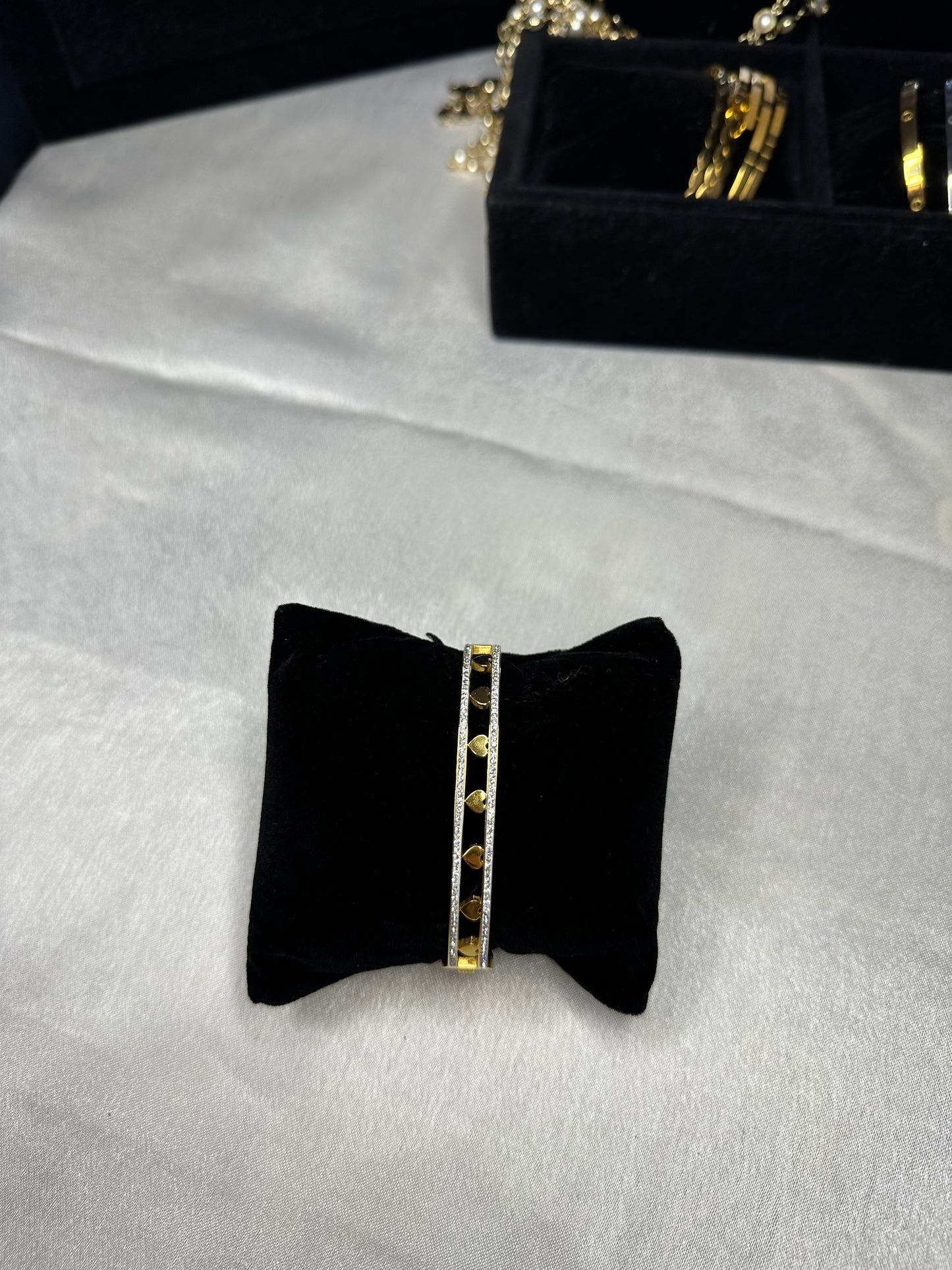 Braccialetto cuoricini